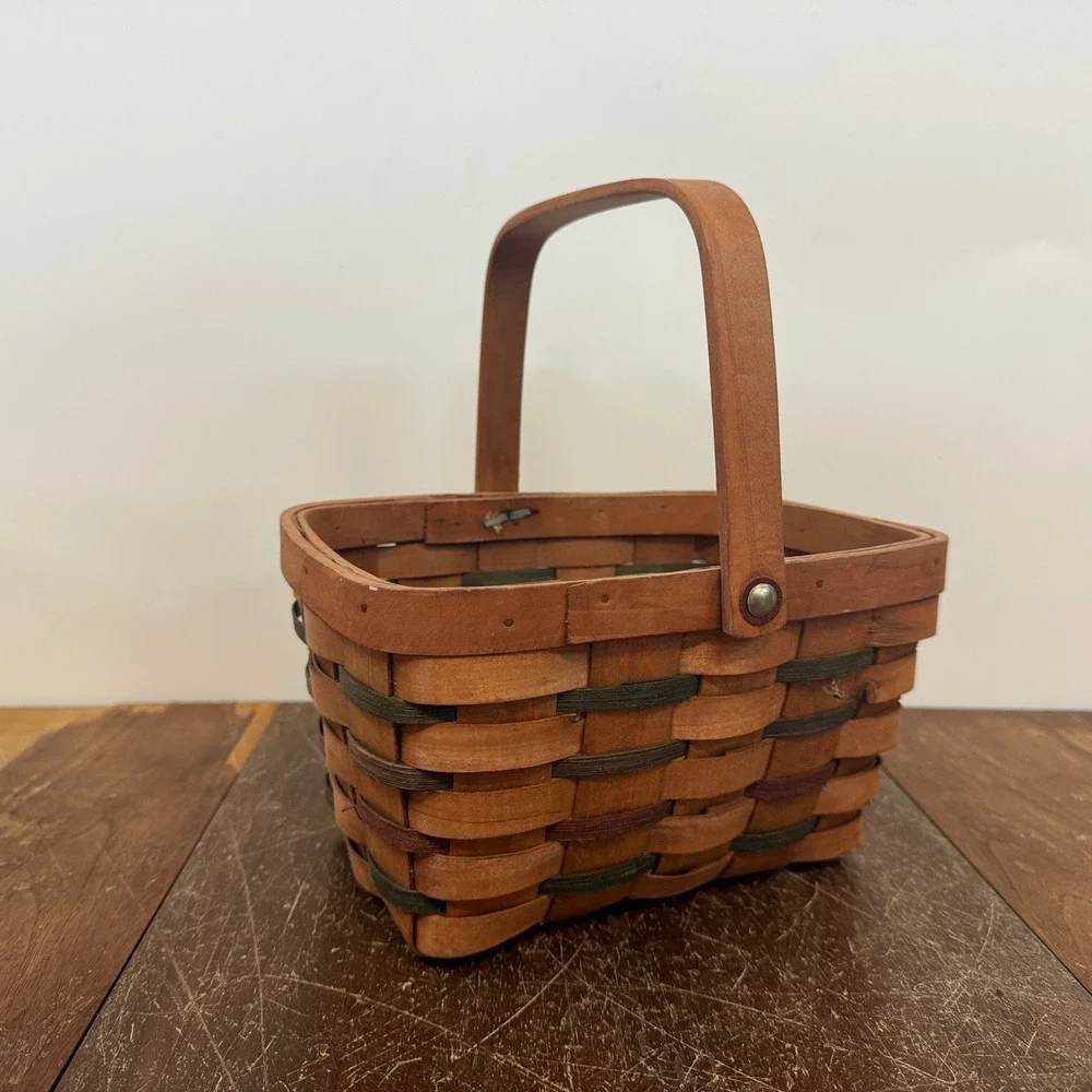 N/A woven wood